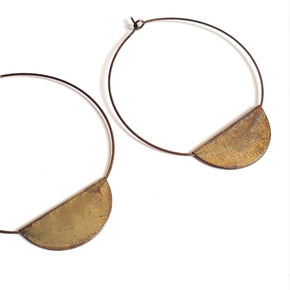 Elegant Gold Geometric Metal Hoop Earrings World Market - Picture 3 of 3